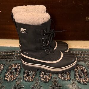 Sorel Black Boots with Cream Accents